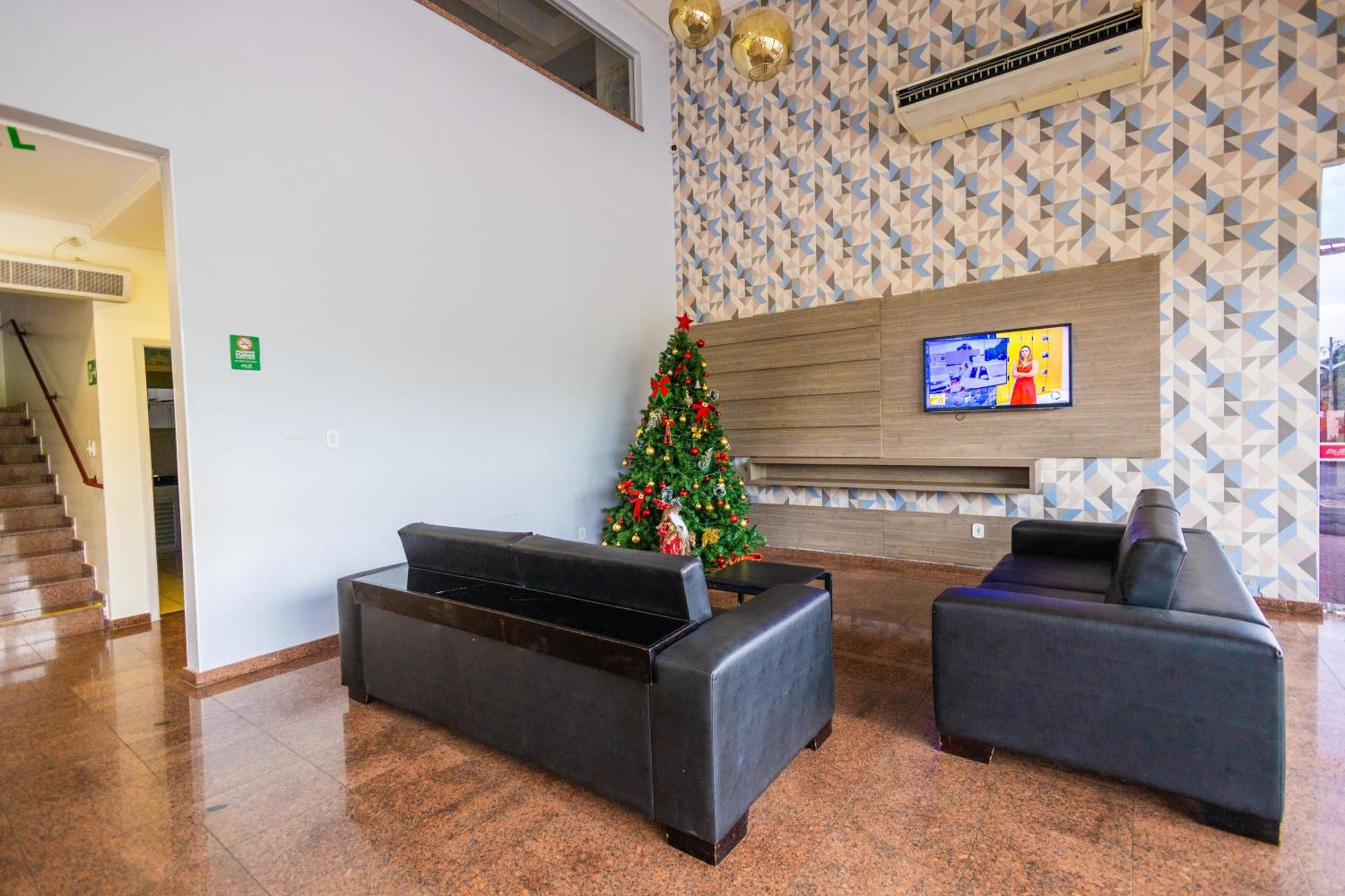 Diroma Fiori Hotel - Bvtur Caldas Novas Kültér fotó