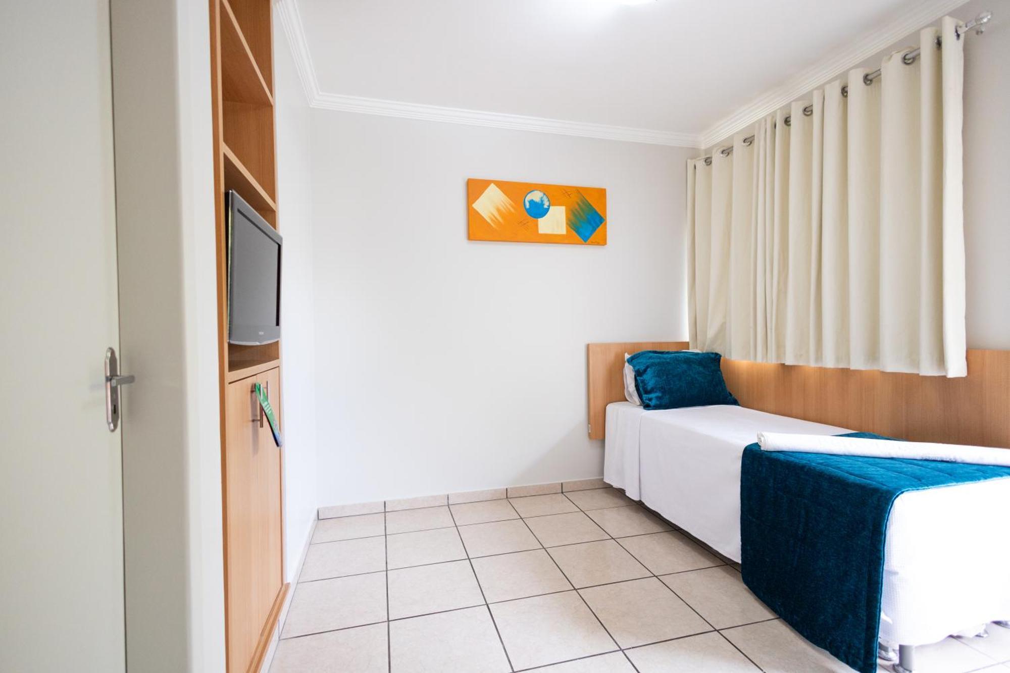 Diroma Fiori Hotel - Bvtur Caldas Novas Kültér fotó