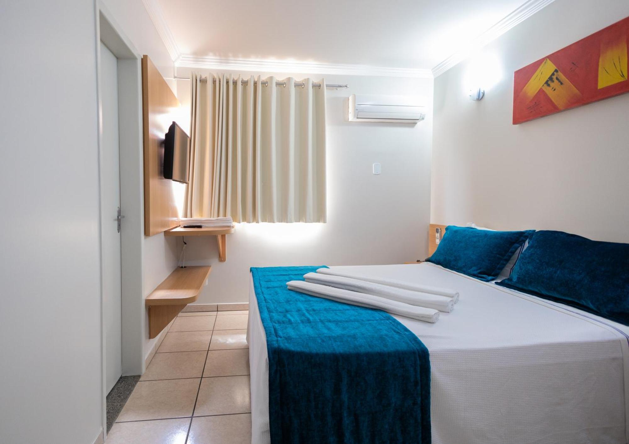 Diroma Fiori Hotel - Bvtur Caldas Novas Kültér fotó