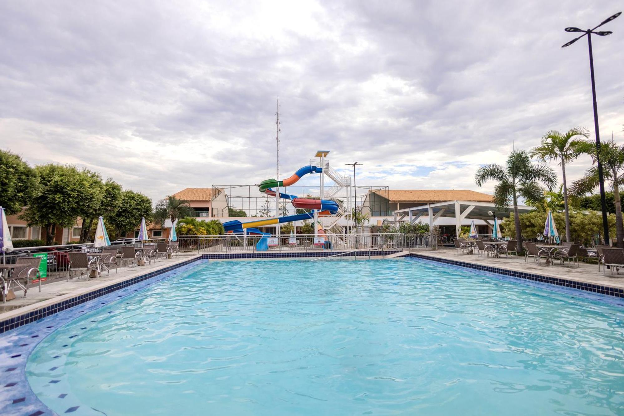 Diroma Fiori Hotel - Bvtur Caldas Novas Kültér fotó